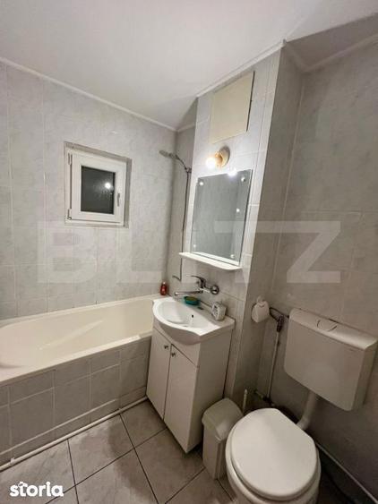 Apartament cu 3 camere decomandat, mobilat în Central