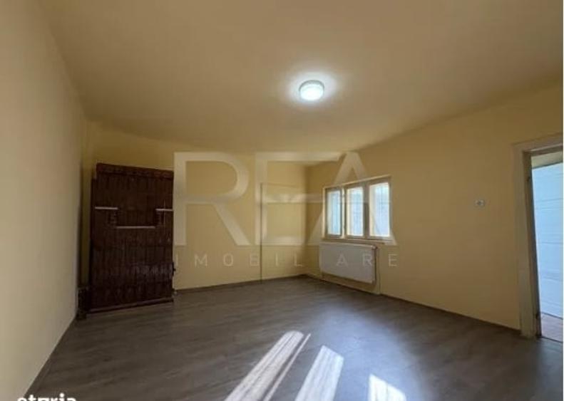 Apartament cu 3 camere decomandat, mobilat în Berceni
