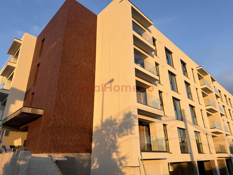 Apartament cu 2 camere decomandat în 1 Decembrie 1918