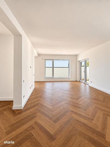 Casă cu 4 camere în Central