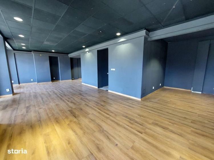 Spațiu comercial, de 106 mp, în Delfinariu