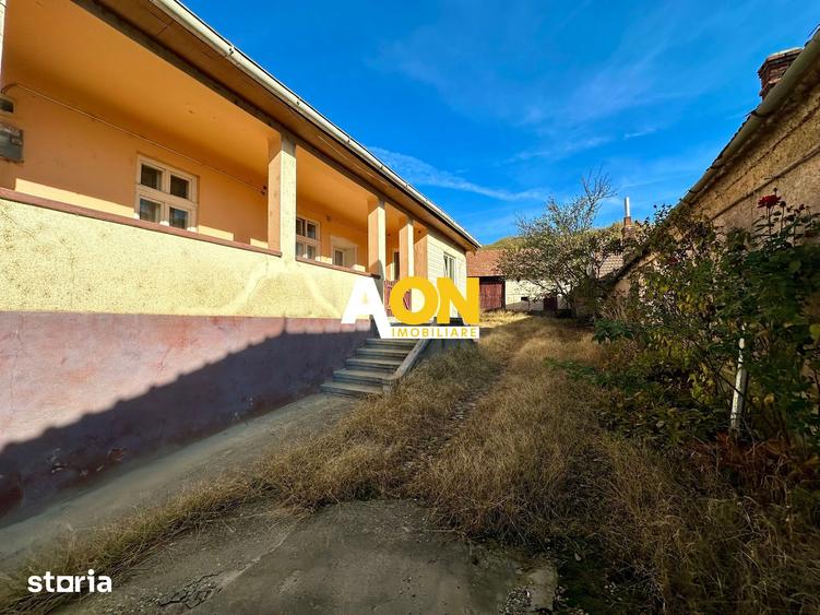Casă cu 3 camere cu Teren 2084 Mp în Ighiu