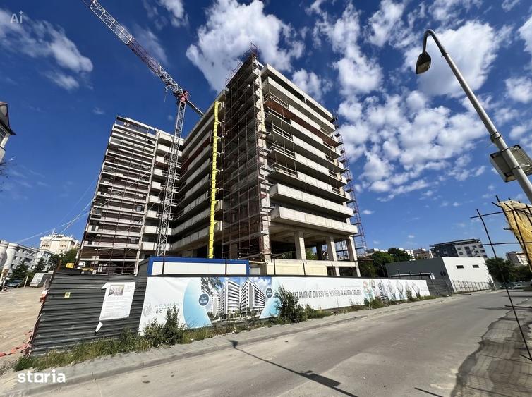 Apartament cu 6 camere decomandat în Cug