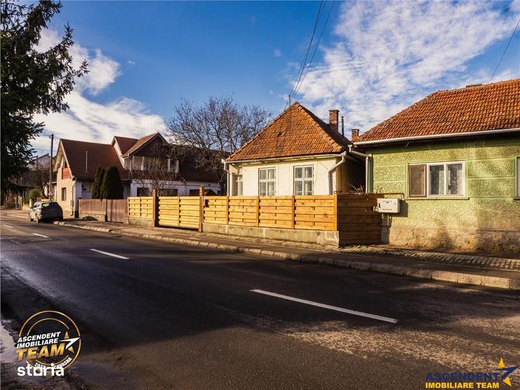 Casă cu 2 camere cu Teren 384 Mp în Simeria