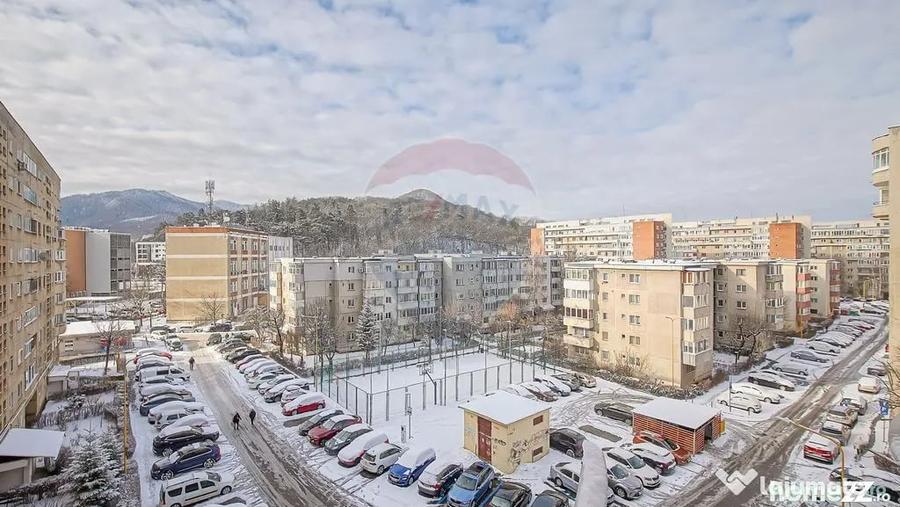 Apartament cu 2 camere decomandat în Județean