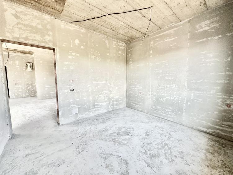 Duplex cu 3 camere cu Canalizare în Albina