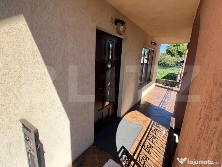 Casă cu 4 camere cu Teren 1760 Mp în Sântana de Mureș