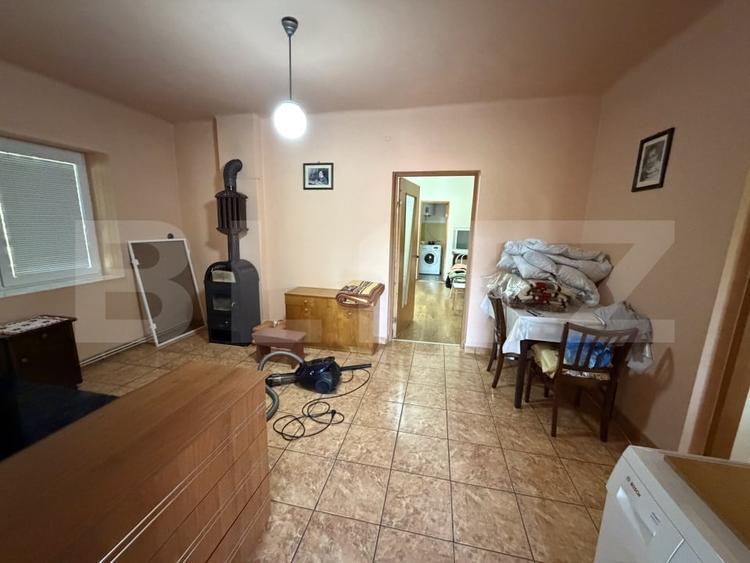 Casă individuală cu 4 camere cu Canalizare în Gârceiu