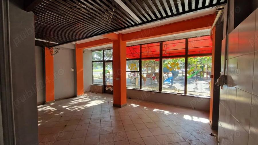 Spațiu comercial, de 60 mp, în Bascov