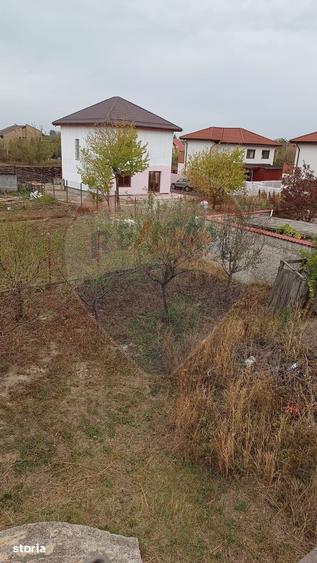Casă cu 5 camere cu Teren 570 Mp în Balotești