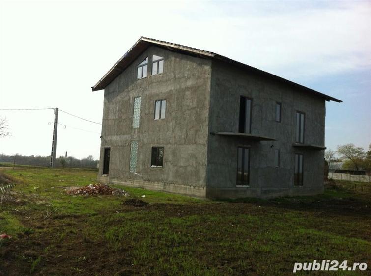 Casă în Redea