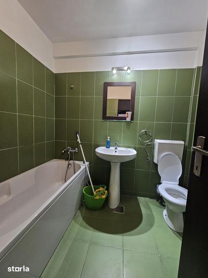Apartament cu 2 camere decomandat în Dâmbul Rotund