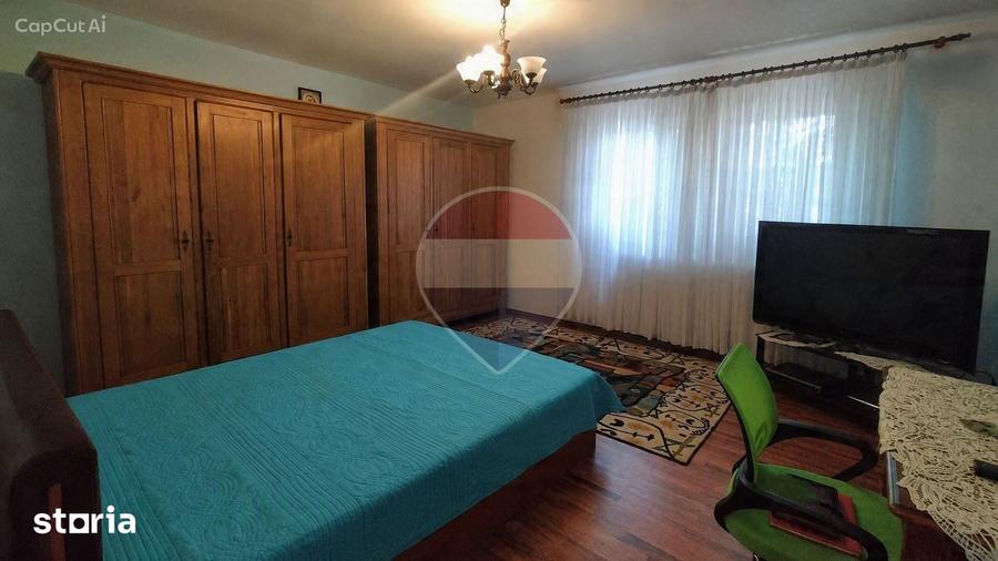 Casă cu 5 camere cu Teren 550 Mp în Tărtășești