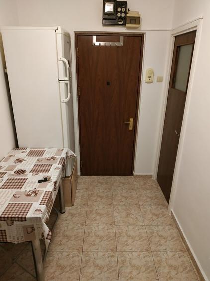 Garsonieră decomandată în Politehnica