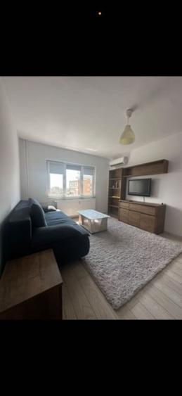 Apartament cu 2 camere semidecomandat în Circumvalațiunii