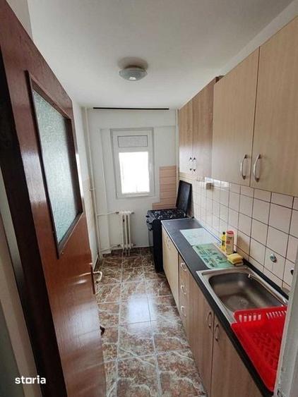 Particular, inchiriez ap 2 camere Luica - 3