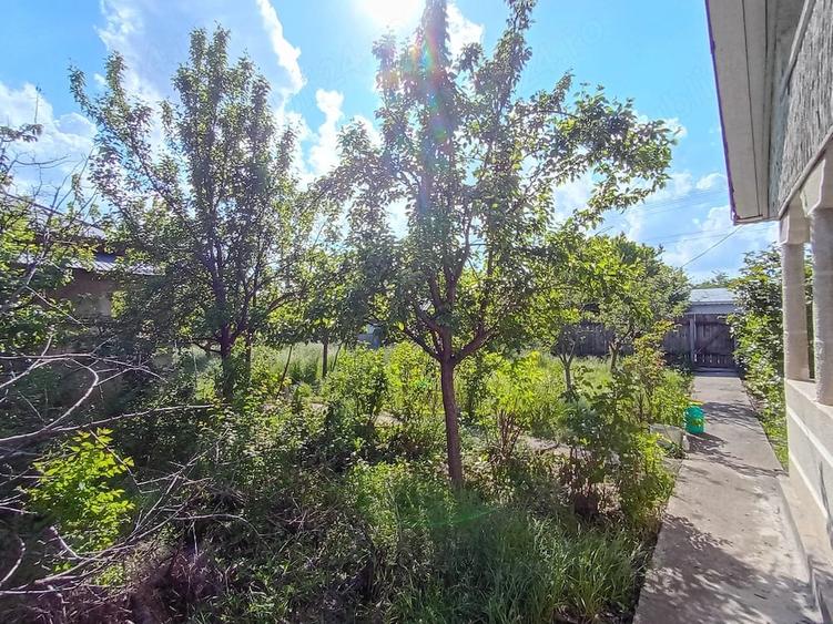 Casă cu 3 camere cu Teren 820 Mp în Slobozia Conachi