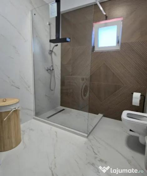 Apartament cu 2 camere decomandat în Kamsas
