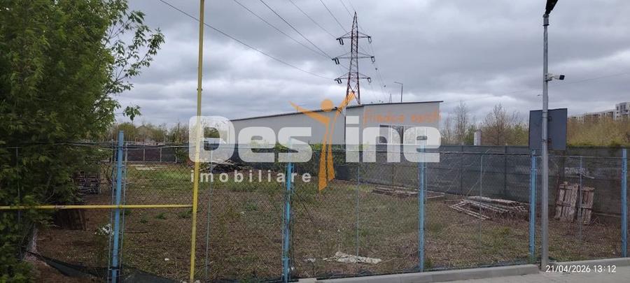 Teren de 550 mp, în Titan