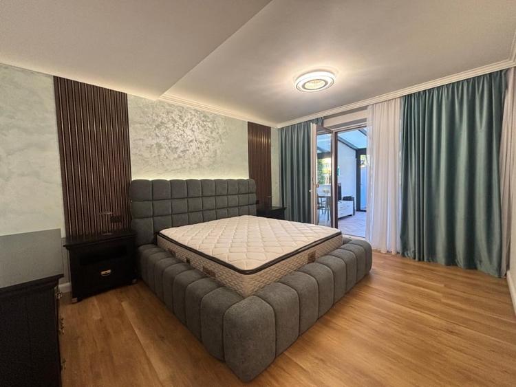 Apartament cu 3 camere decomandat, mobilat în Independenței