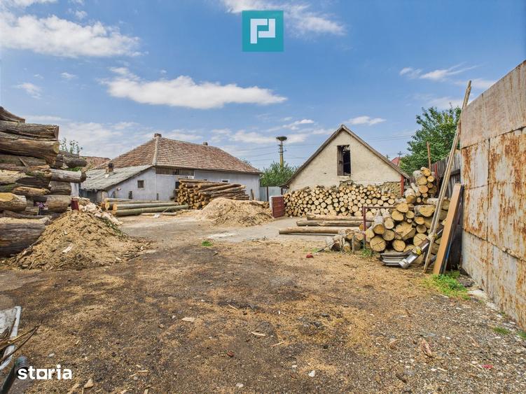 Teren de 1440 mp, în Secusigiu
