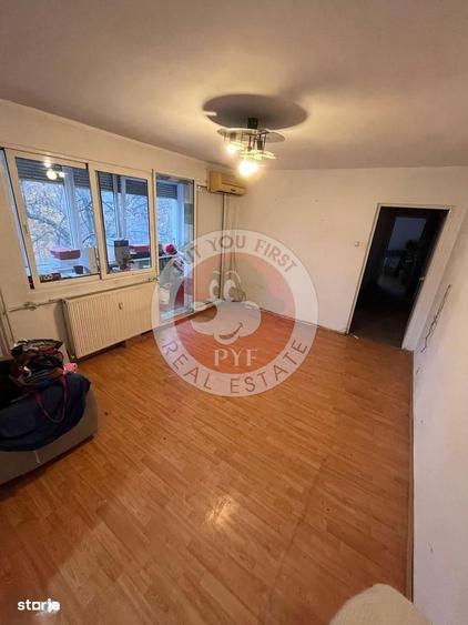 Apartament cu 4 camere semidecomandat în Militari