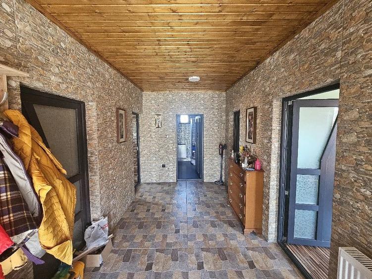 Casă cu Teren 1000 Mp în Grindu