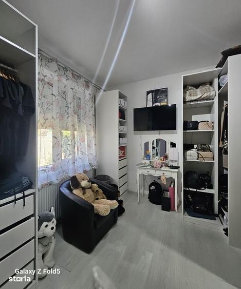 Casă cu 4 camere decomandat cu Teren 570 Mp în Sântandrei