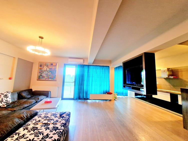 Duplex cu 3 camere cu Canalizare în Central