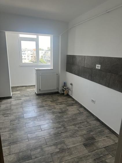 Apartament cu 2 camere decomandat în Vărsătura
