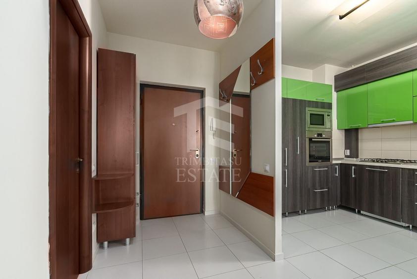 Apartament cu 2 camere semidecomandat, mobilat în Băneasa