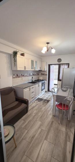 Apartament cu 2 camere decomandat în Cug