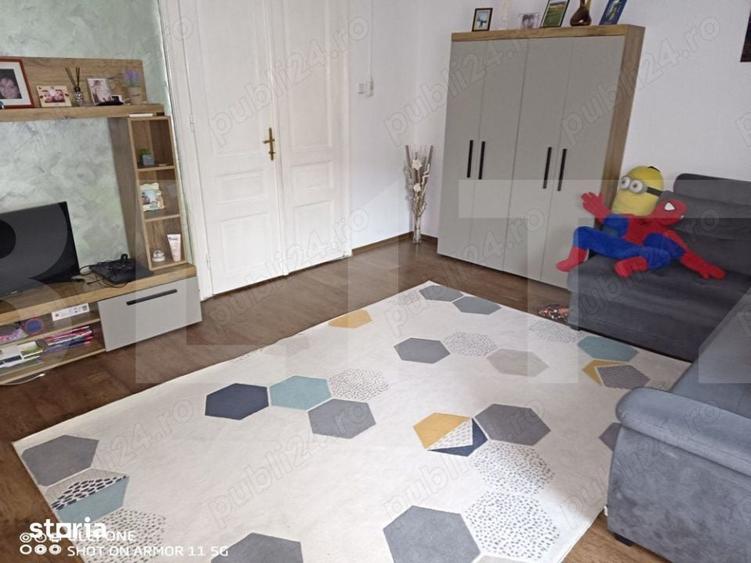 Casă cu 5 camere cu Teren 530 Mp în Lipovei