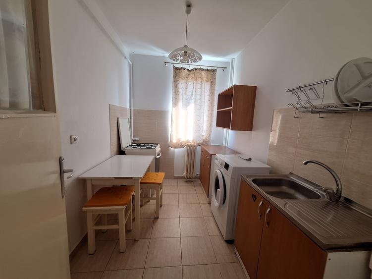 Apartament cu 2 camere decomandat, mobilat în Șagului