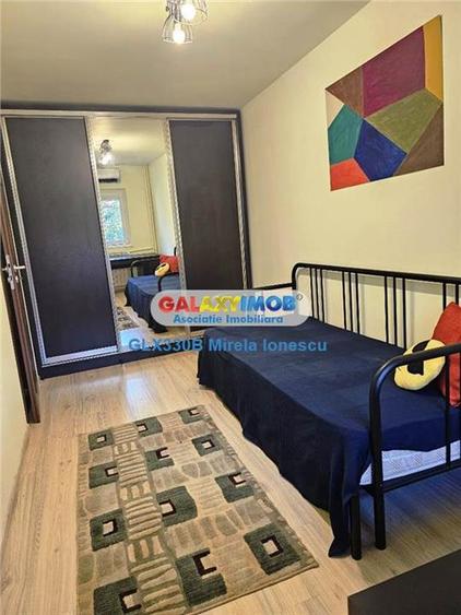 Apartament cu 3 camere decomandat, mobilat în Drumul Sării