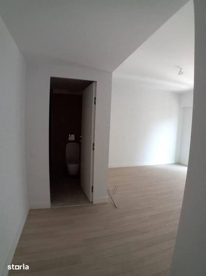 Apartament cu 3 camere în 13 Septembrie