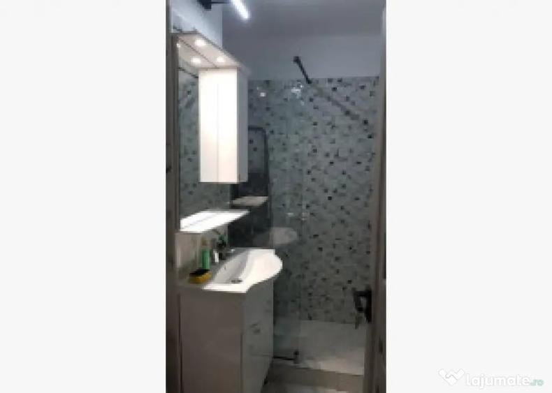 Garsonieră decomandată în Fizicienilor