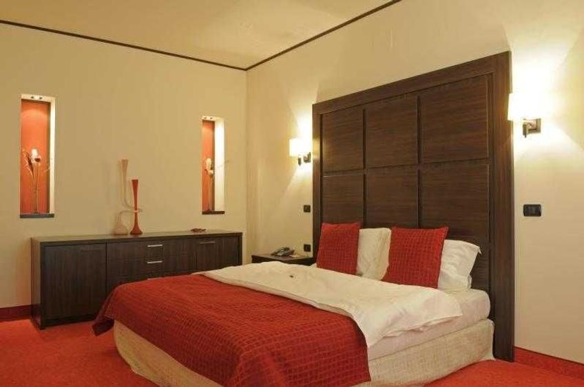 Apartament cu 3 camere decomandat în Tudor Vladimirescu