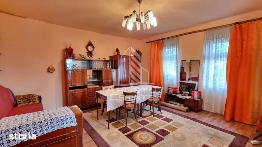 Casă cu 3 camere cu Teren 836 Mp în Giarmata