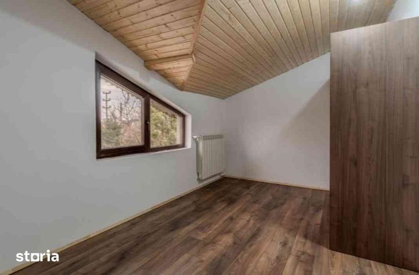 Casă cu 4 camere cu Teren 377 Mp în Central