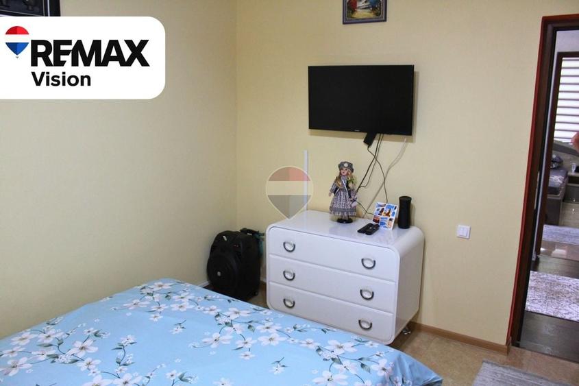 Casă individuală cu 8 camere cu Piscina în Castranova