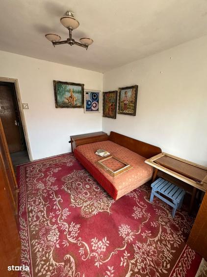 Apartament cu 3 camere semidecomandat în Ultracentral