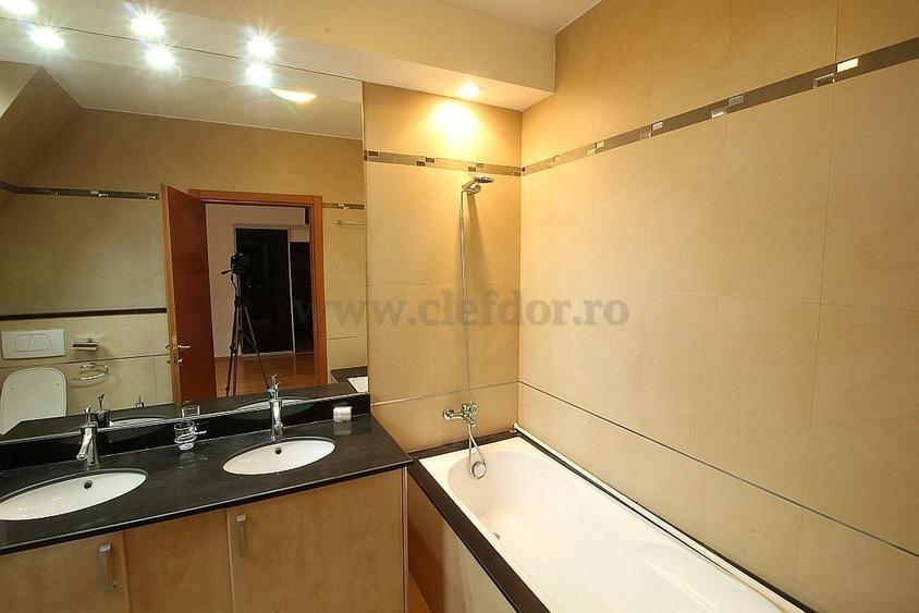Casă cu 7 camere cu Piscina în Pipera