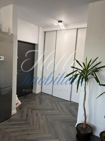 Apartament cu 3 camere semidecomandat în Apahida