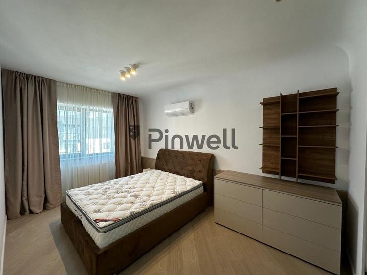 Apartament cu 3 camere semidecomandat în Pipera