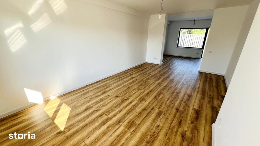 Casă cu 5 camere cu Teren 300 Mp în Prelungirea Ghencea
