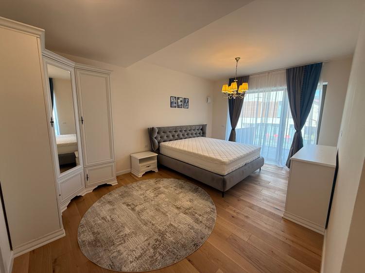 Apartament cu 3 camere în Sisești