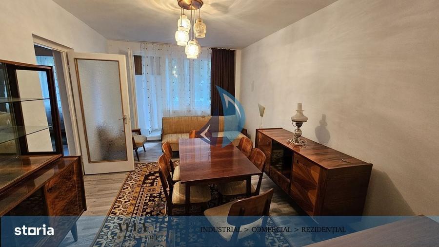 Apartament cu 3 camere decomandat în 7 Noiembrie