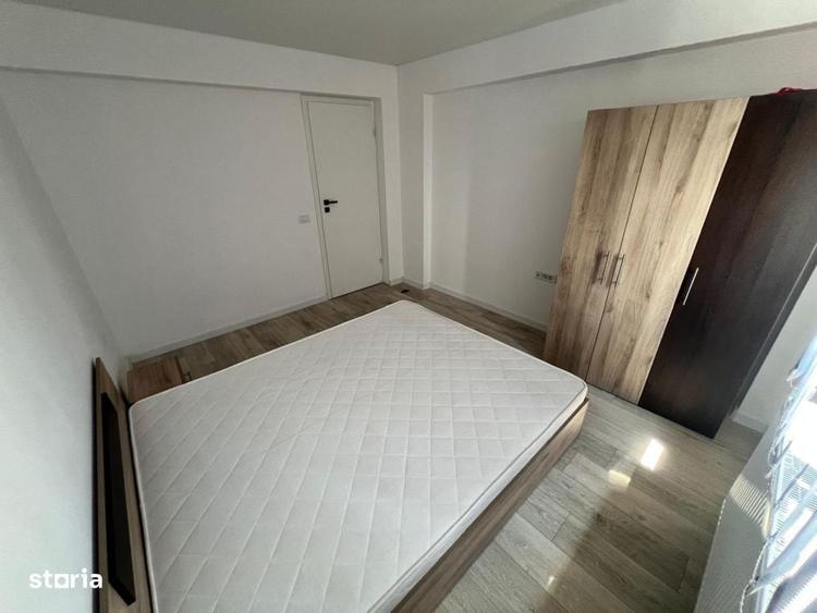 Apartament cu 3 camere semidecomandat în Titan