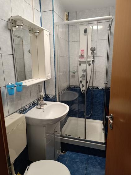 Apartament cu 3 camere decomandat în Gară